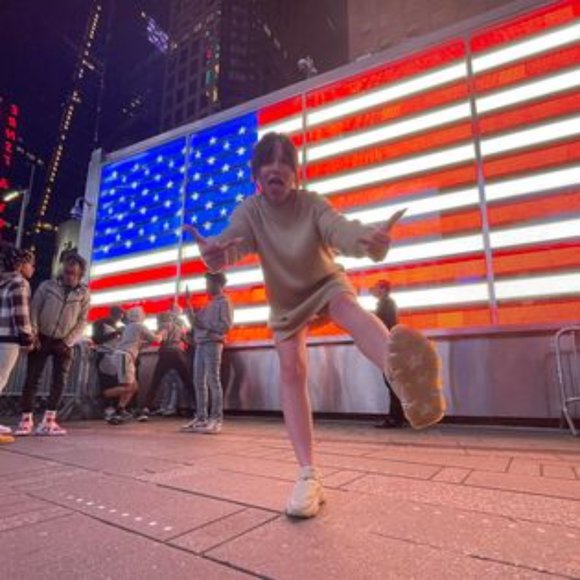 Meet your Posher, Lillian - Picture 4 of 7